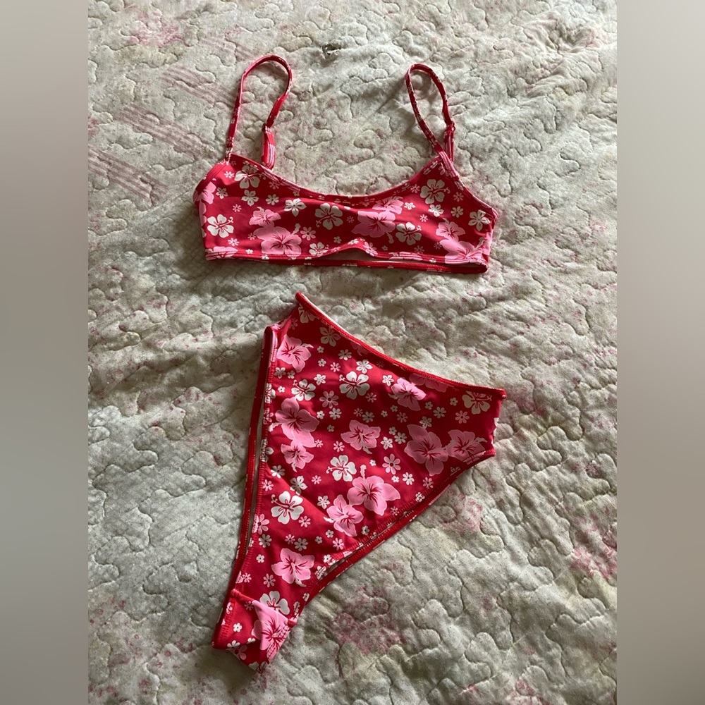 High rise bikini